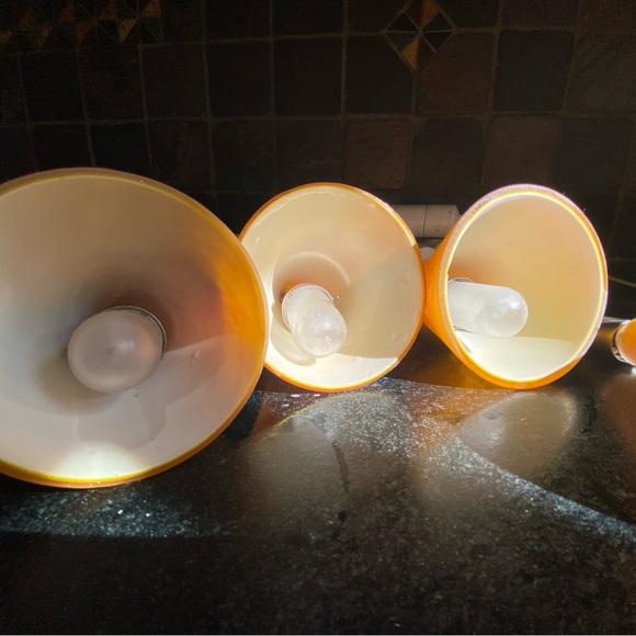 Hampton Bay Dimensions track trumpet pendant with mottled yellow glass - Picture 3 of 7